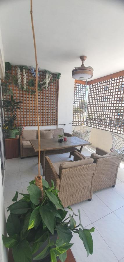 Stefaris "Koutsou Court 105" Apartment Larnaca Ngoại thất bức ảnh